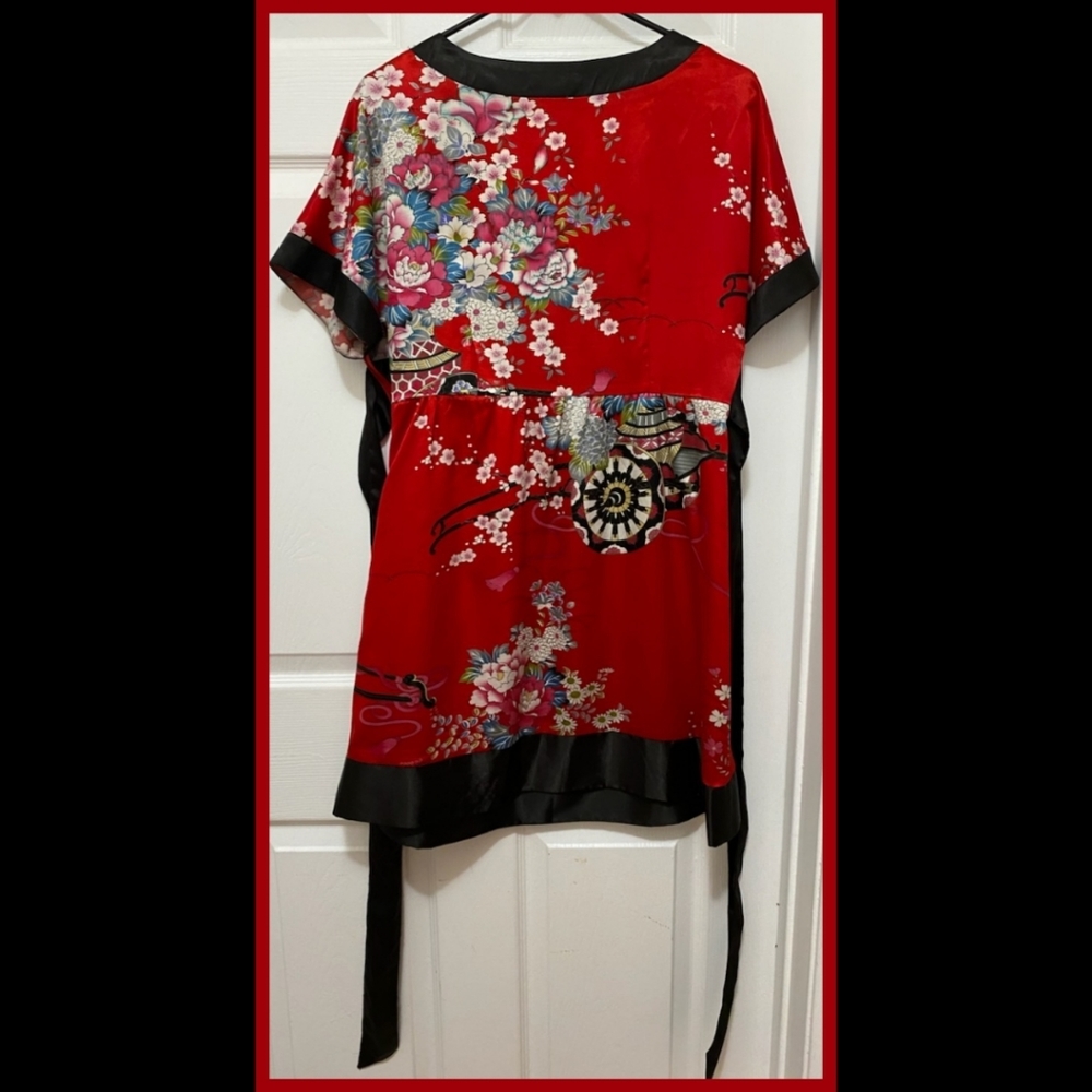Forever 21 - Picture 2 of 2
